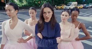VIDEO Olivia Rodrigo - Stupid Song